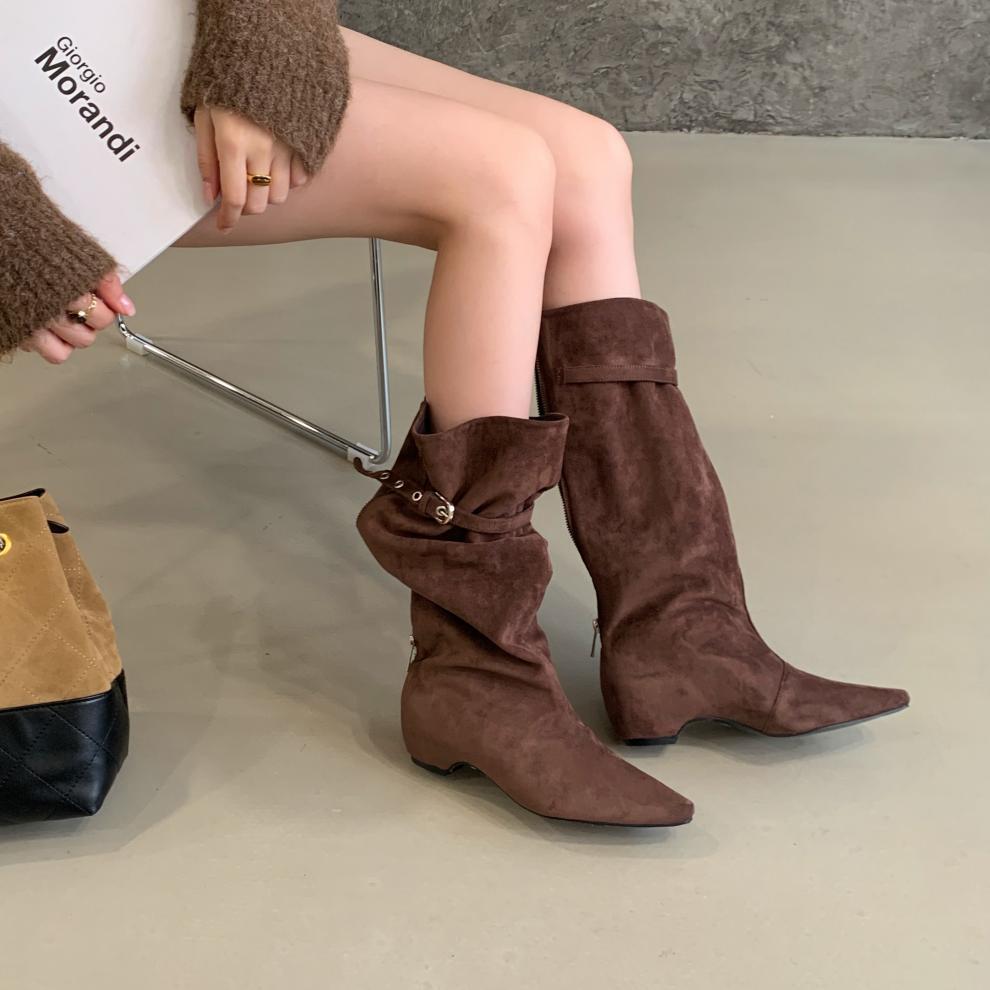 2025 autumn and winter new fashion versatile retro rear zipper boots pointed mid boots knight boots women