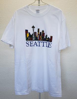 T-shirt unisexe paysage urbain vintage de Seattle