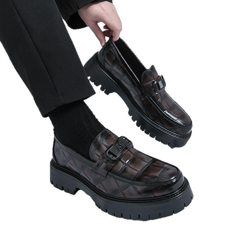 Foreign trade leather shoes men's business dress casual new Korean version trend British style hair stylist youth trendy shoes men