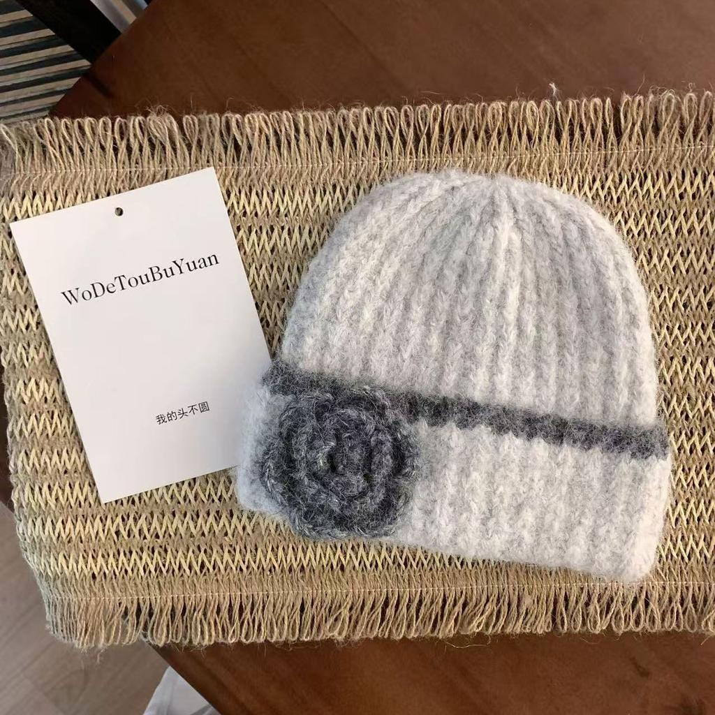 Spring and autumn warm three-dimensional flowers versatile big head circumference showing small face knitted hat woman