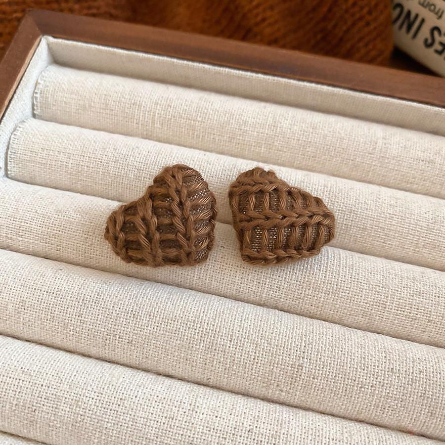 Metal Irregular Earrings European and American Retro Temperament Versatile Earrings Earrings