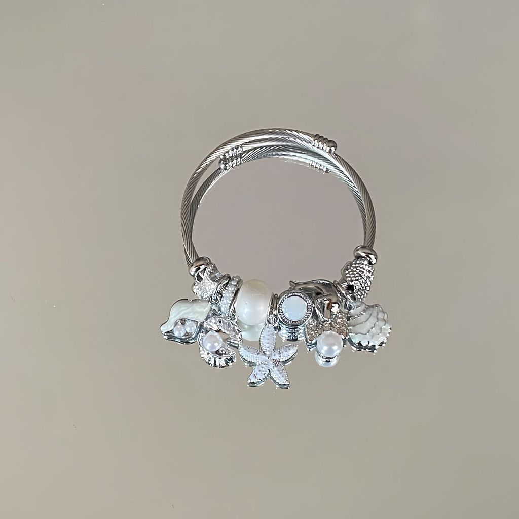 Handcrafted Shell Beaded Bracelet For Women Summer Beach Jewelry With Stainless Steel Material