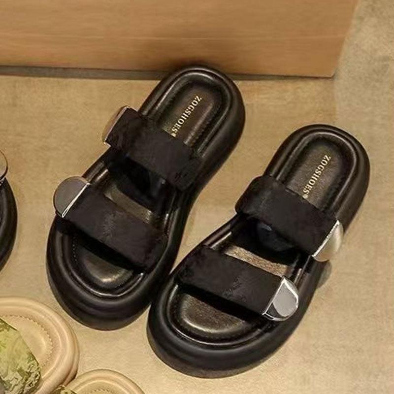 

Slippers women s summer wear 2025 new high-end fashion with skirt platform beach sandals super fire sandals 40 чёрный