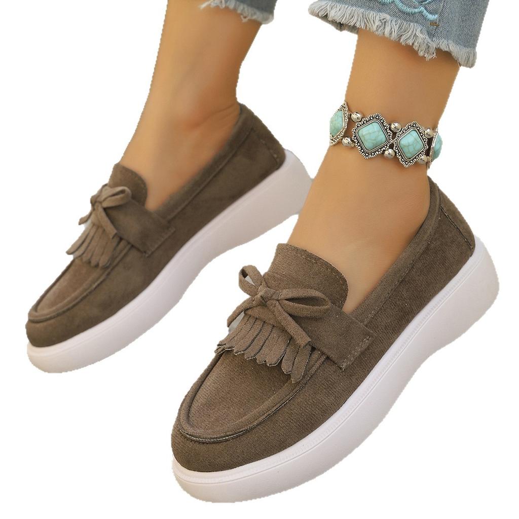 22 Spring New Plus-size Foot Fringe Decoration Casual Shoes
