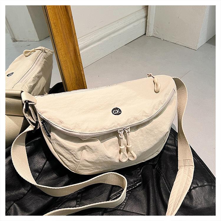 

Оптовая продажа Сверхлегкая Водонепроницаемая Сумка из Ткани Оксфорд Мужская и Женская Универсальная Сумка Мессенджер Нейлоновая Легкая Практичная Седельная Женская Сумка на Плечо