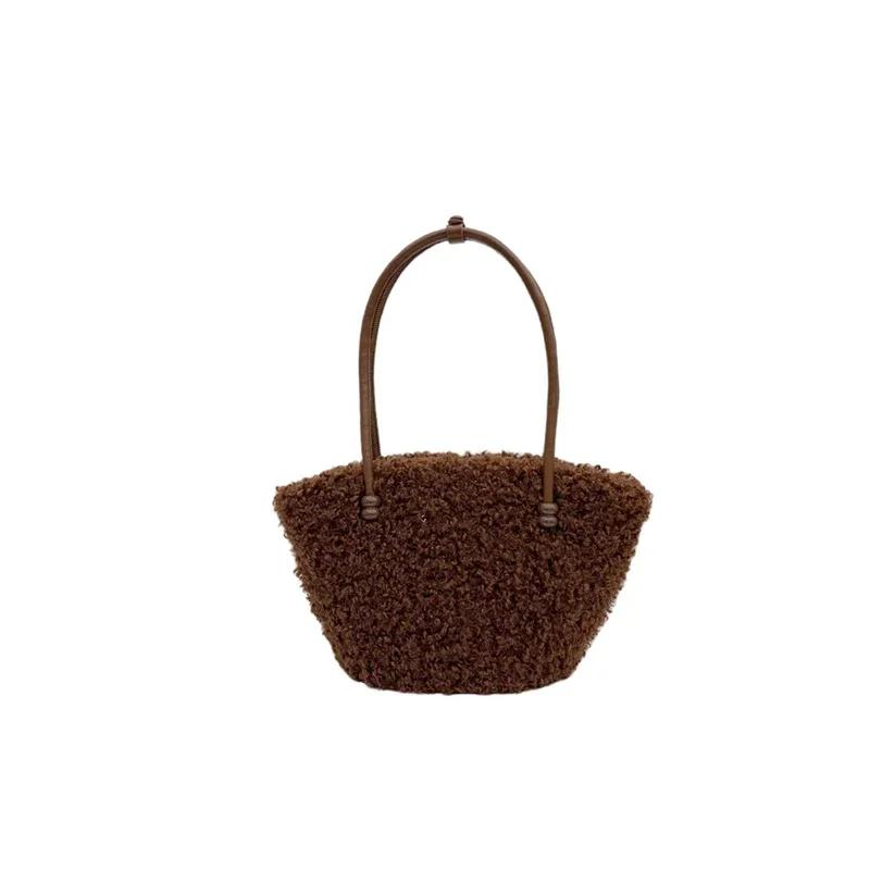 Luxury Faux Lamb Wool Tote Bag Winter Plush Handbag for Women Trendy Large Capacity Soft Fleece Shoulder Bag