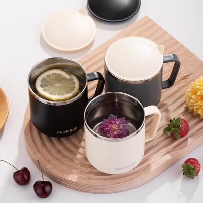 Trinkgeschirr – Isolierflaschen & Thermoskannen