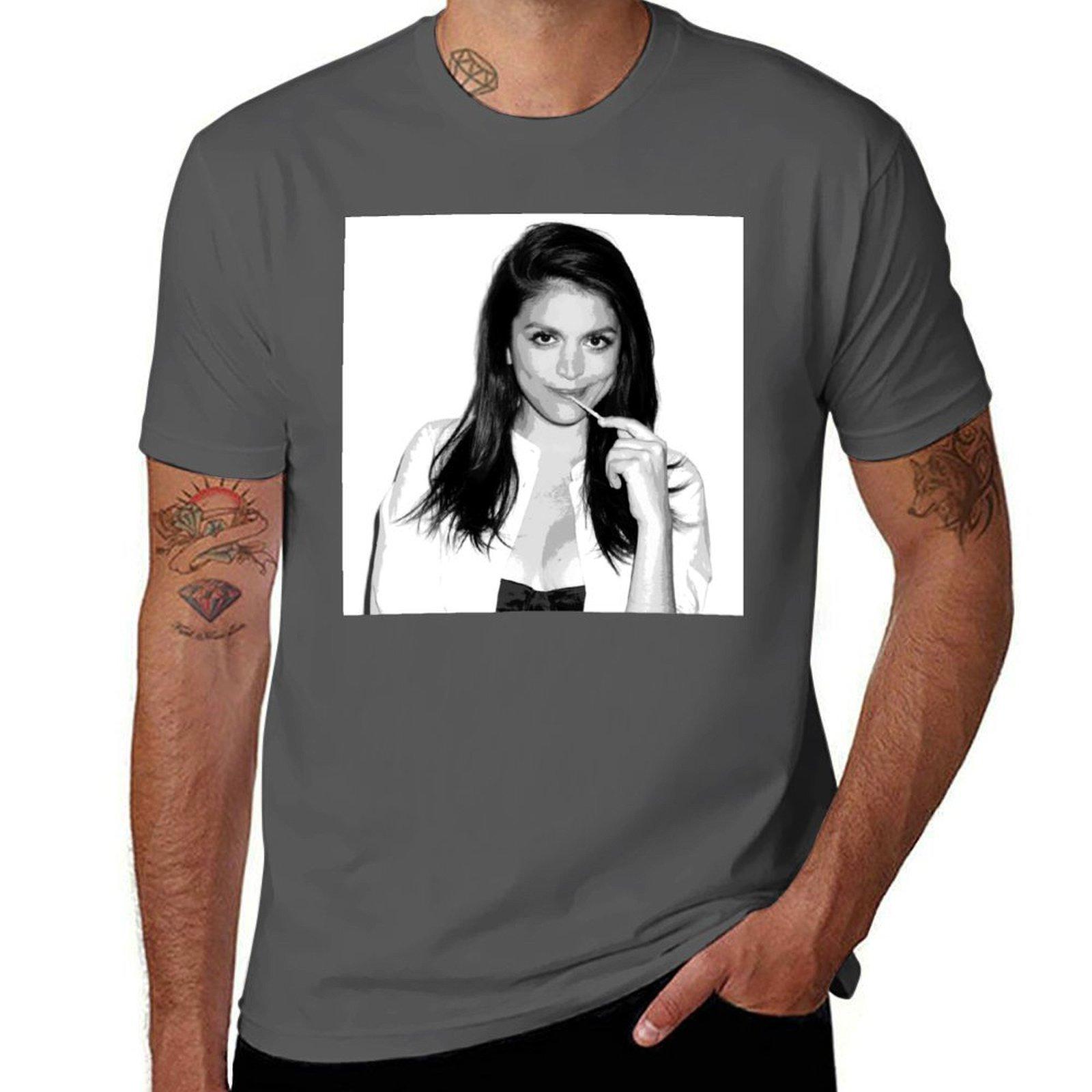 

Cecily Strong Black White Pop Art Portrait Painting TShirt Simple Trendy Casual TShirt 4XL