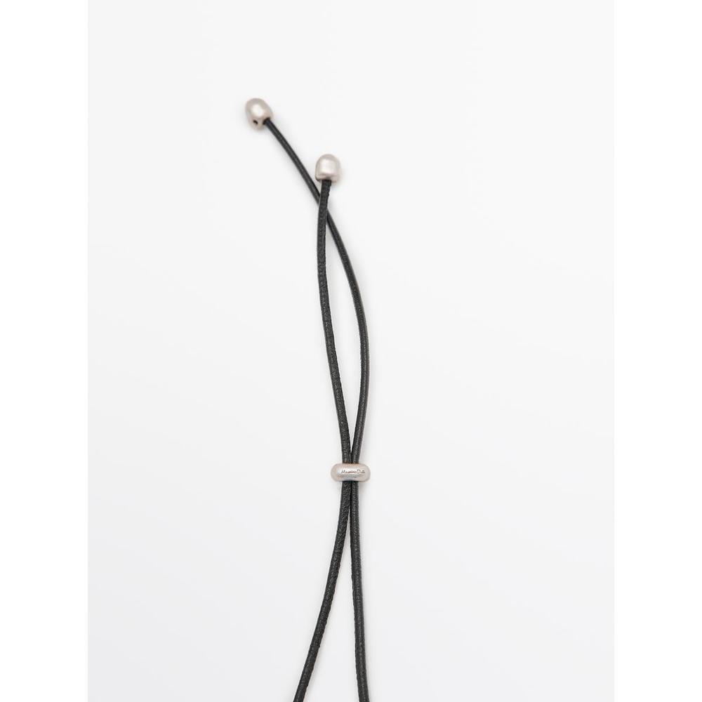 Oval Metal Piece Detail Necklace 04602602808
