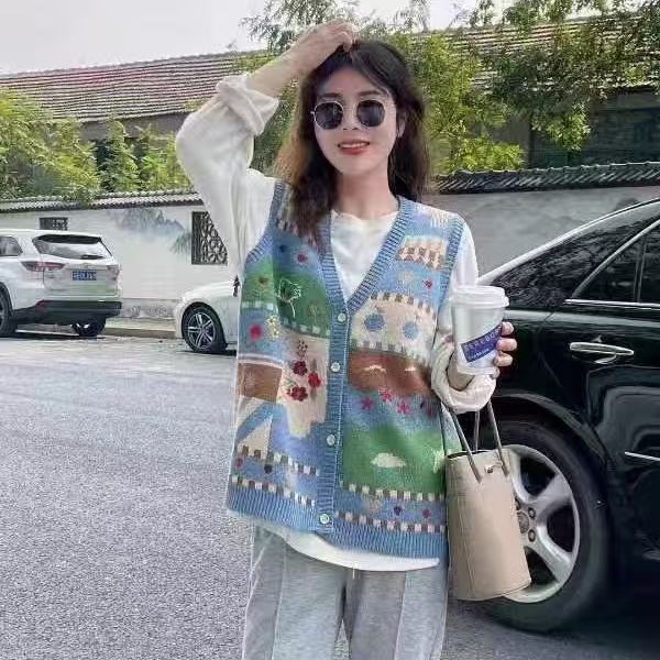 Bear Cartoon Jacquard V Neck Knitted Vest Sweater Women Autumn Winter Outwear Loose Sleeveless Sweater Cardigan Fashion Y2k Tops