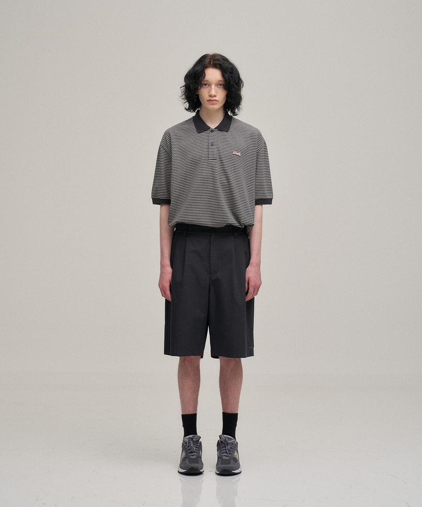 LE TIGRE Two Tuck Banded Shorts (Almost Black)