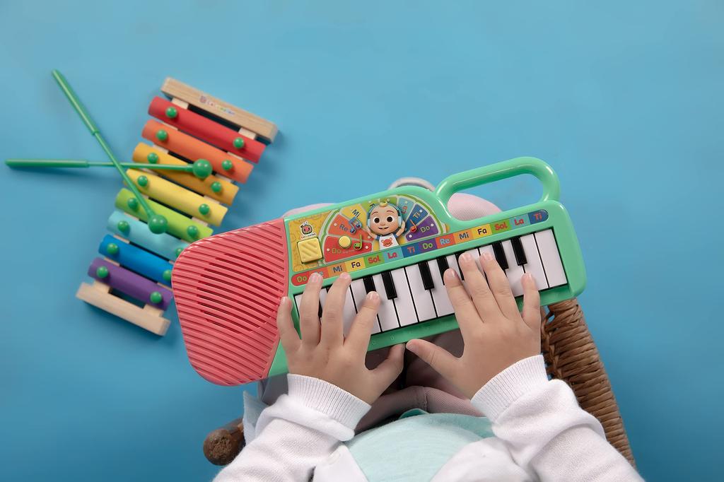 CoComelon First Act Musical Keyboard 23 Keys Music and ABC Songs Pre-Recorded Educational Music Toy Carry-on-Go Handle