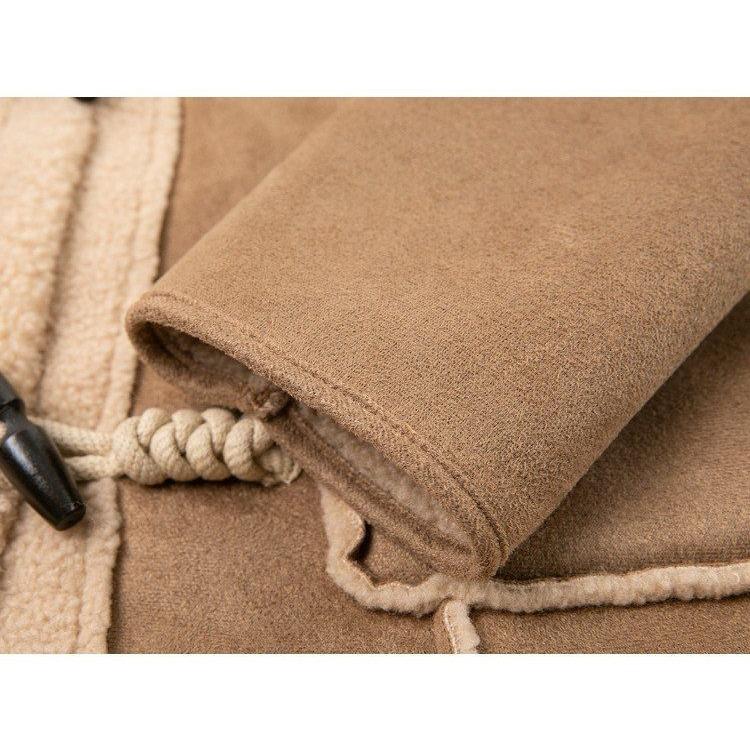 Winterwärme und Stil in einem trendigen, verdickten koreanischen Kurzmantel mit Kunstpelzbesatz, schaffen Sie eine coole und entspannte Atmosphäre.