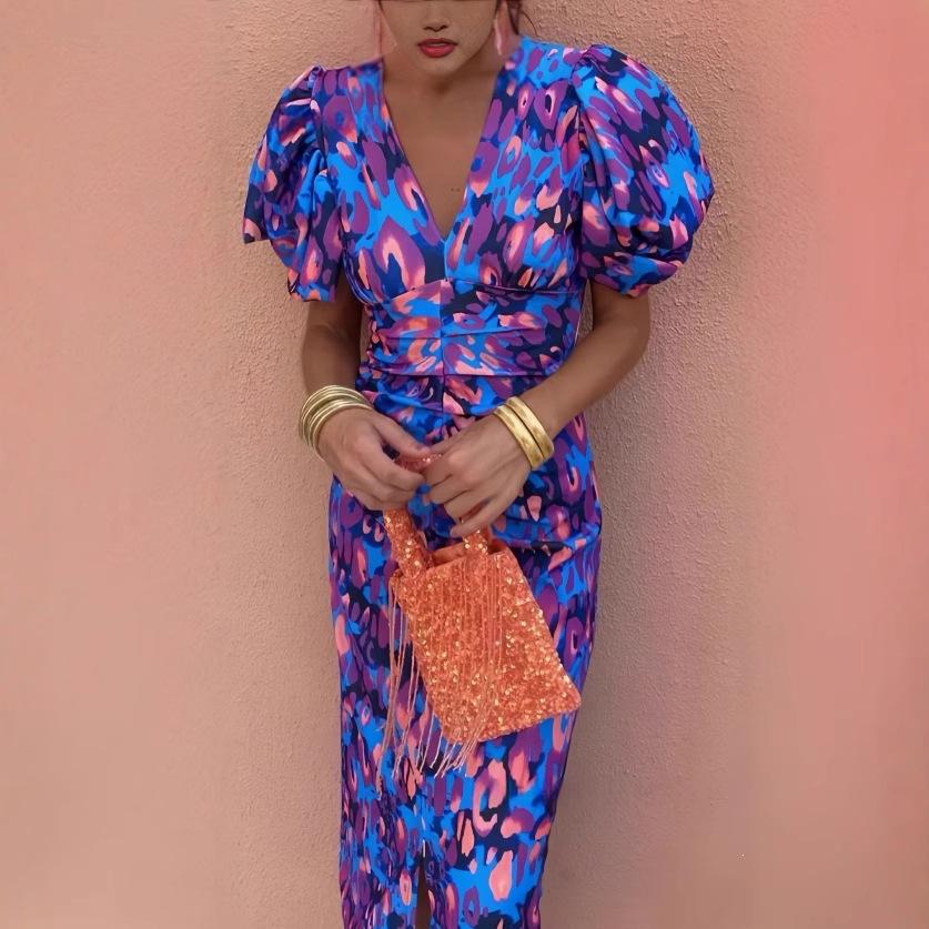 2026 new European and American printed casual V-neck tight-fitting hip-wrapped waist bubble short-sleeved dress