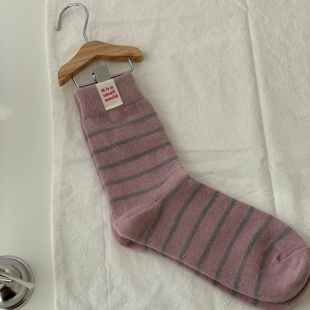 Winter New Products Thickened Cloth Label Color-Blocking Striped Warm Socks Thick Line Contrast Furry Women'S Socks