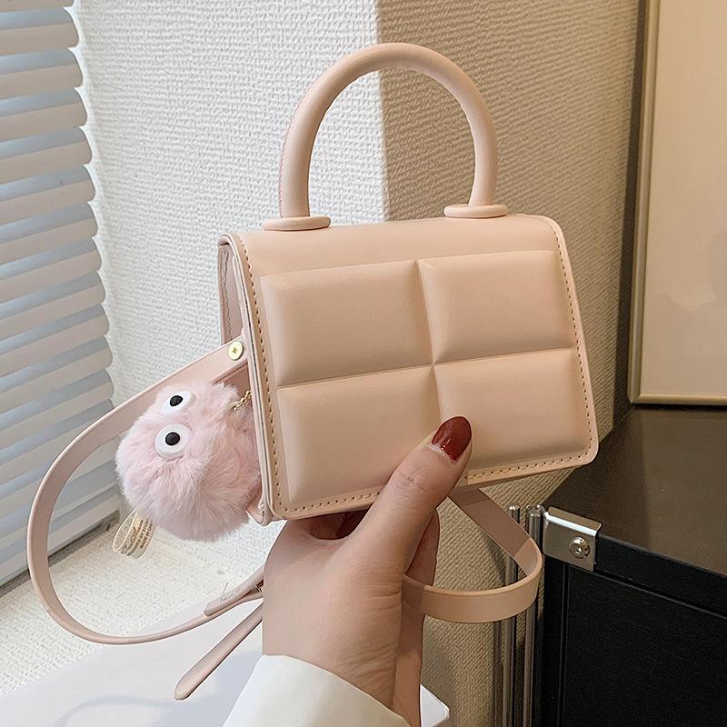 

Премиальная маленькая сумка женская сумка 2024 новая летняя универсальная сумка-мессенджер с цепочкой популярная портативная клетчатая маленькая квадратная сумка No Specification