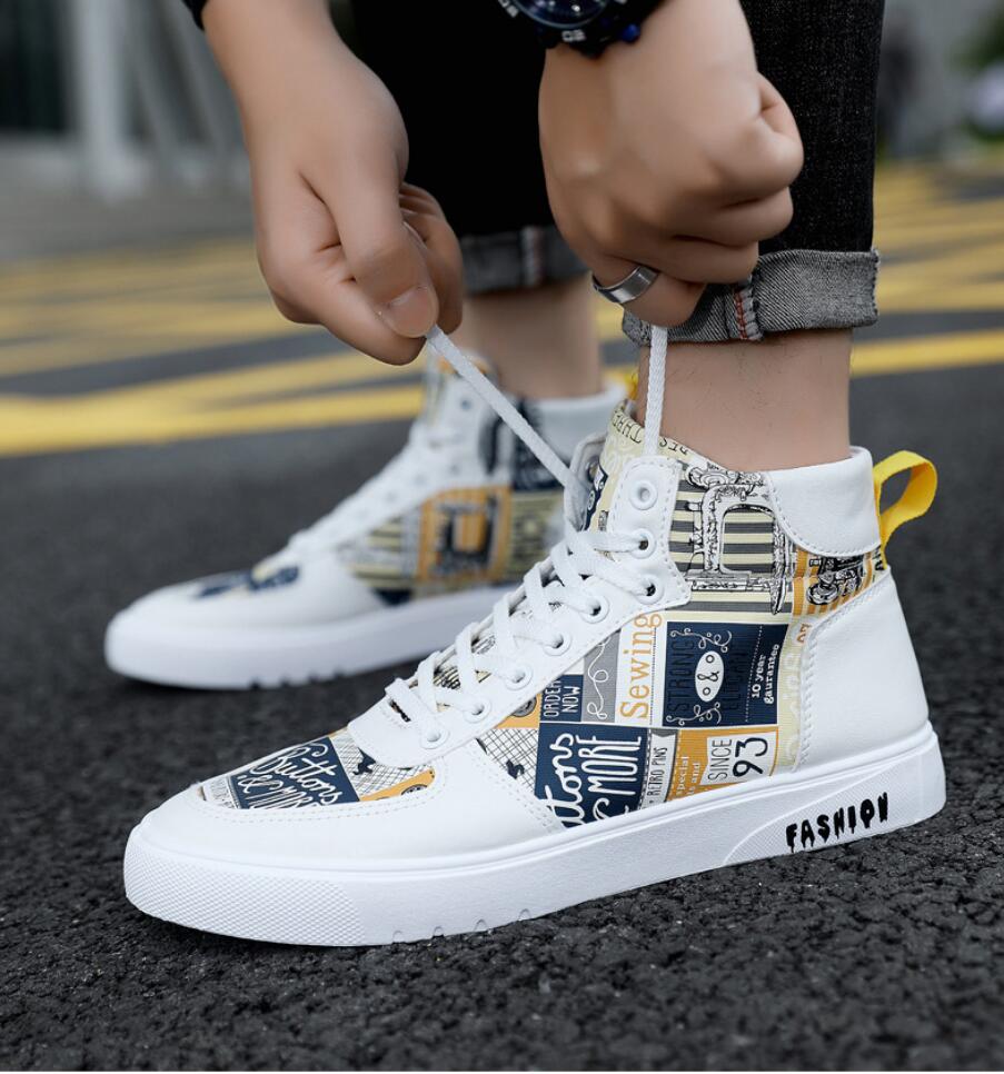 Fashion Street Lace Up Doodle Footwear for Men Tennis Shoes Zapatillas Hombre Men‘s Sneakers High Top Casual Shoes Fashion Skateboard