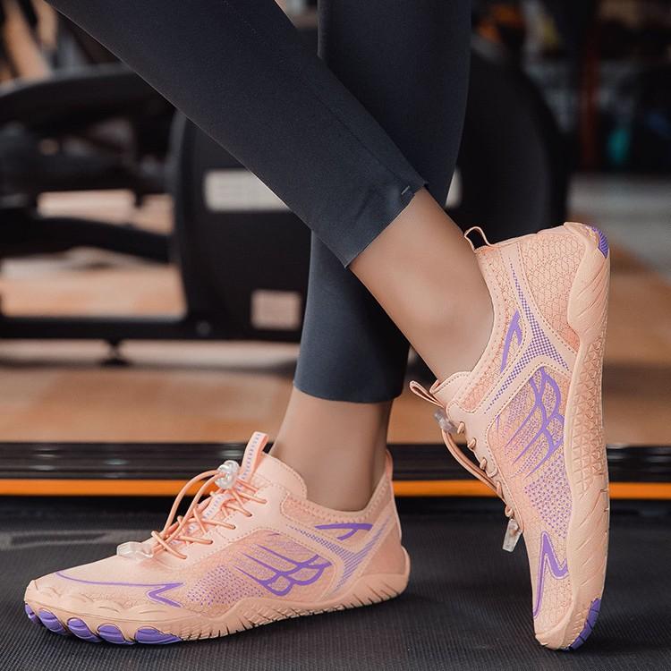 New outdoor swimming beach shoes sports breathable wading shoes hiking five-finger shoes couple stream shoes
