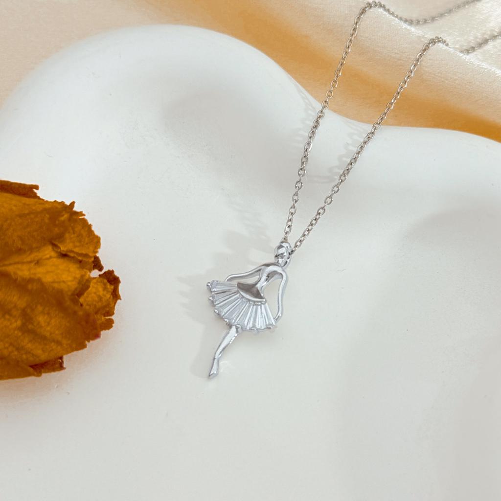 Necklace, Ballet Girl, Elegant and Beautiful Style, Necklace with Design Sense, Collar Chain, Neck Chain Accessory