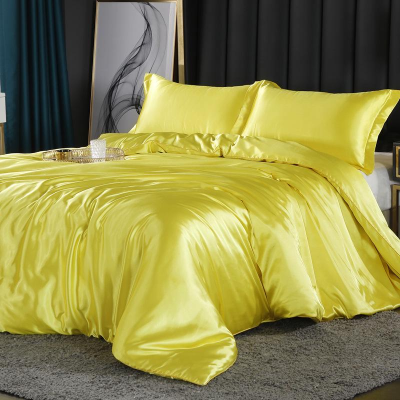 Summer Nude Four-Piece Solid Color Mulberry Silk Bedding Set with Ice Silk Bed Sheet