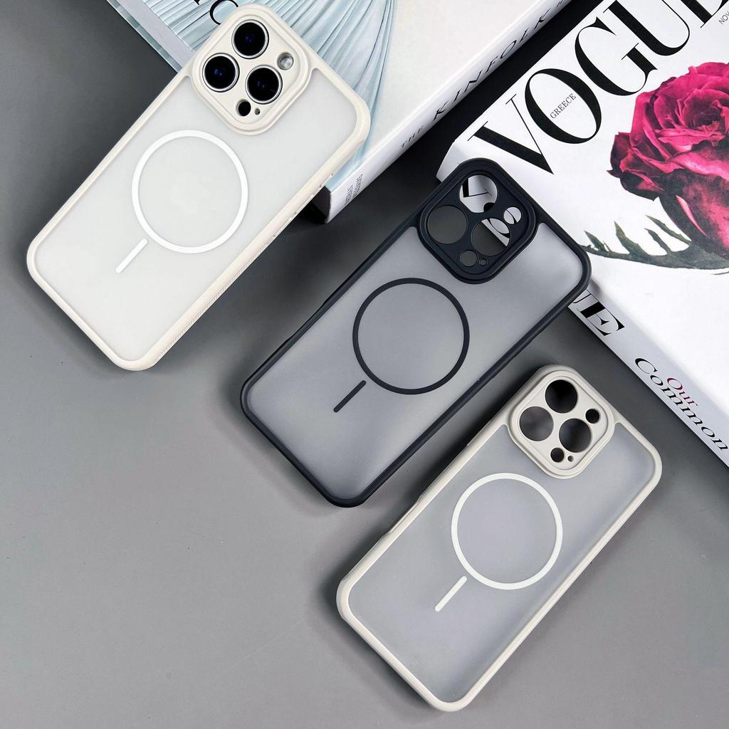 iPhone 17 Pro Max Skin-Feel Heat Dissipation Magnetic Case Cover