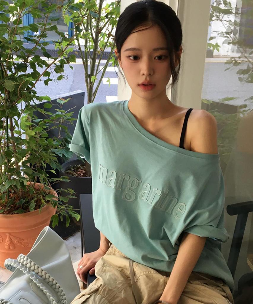 Seuteulaipeumagalin Margarine One-Shoulder Applique Logo Short Sleeve Mint