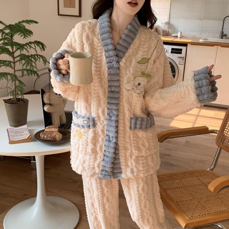 Soft Coral Fleece Pajama Set Women Winter Warm Thick Long Sleeve Lounge Wear Outfit