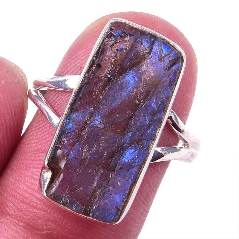 

Natural Labradorite Gemstone Handmade 925 Solid Sterling Silver Ring Size 8 T8J12