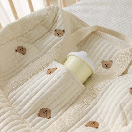 Prešívaná Vyšívaná Taška cez Rameno Crossbody Taška na Plienky pre Bábätká Roztomilá Cestovná Taška s Odnímateľným Nastaviteľným Ramenným Popruhom na Prechádzky Nákupy Pikniky