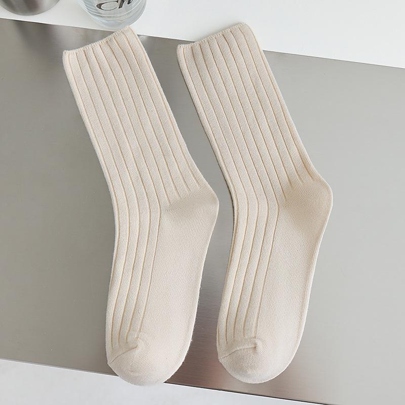 Women's Japanese Style Mid-Calf Double-Needle Combed Cotton Socks - Autumn/Winter Breathable Versatile Solid Color
