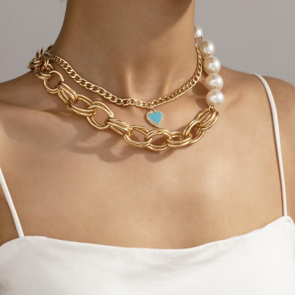 Fashionable Heart Shaped Pearl Necklace For Women Unique Alluring Design Ideal For Special Occasions