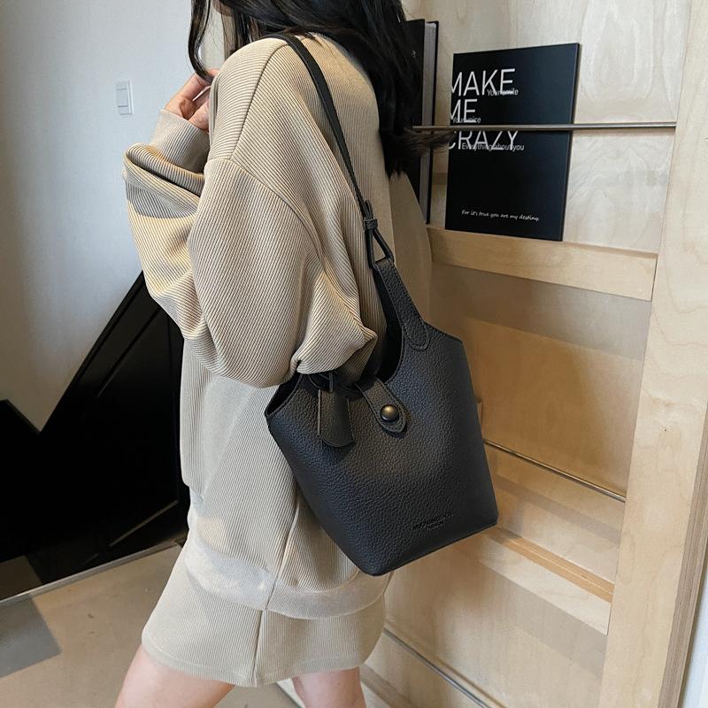 Niche Bag for Women Summer Fashion Single-shoulder Crossbody Bag Casual Bucket Bag