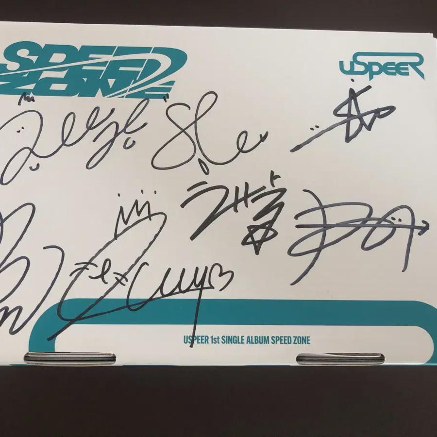 

Альбом с автографами Usphere Uspeer