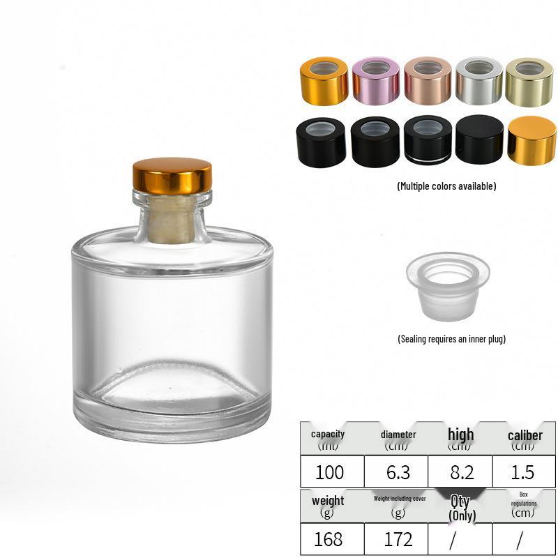 Cylindrical Glass Aromatherapy Bottle: Flameless Rattan Diffuser and Fragrance Ornament.