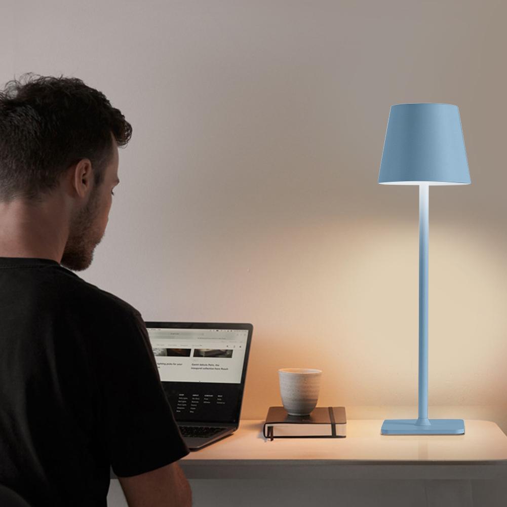 Kabellose Tischlampe USB-wiederaufladbar Stufenlos dimmbar Drahtlose Leselampe Minimalistisches LED-Licht für Restaurant/Schlafzimmer/Außenbereich