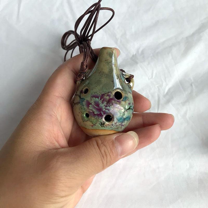 

Маленькая окарина-флейта с 6 отверстиями, инструмент для начинающих, туристический сувенир, аксессуары для инструмента, керамическая подвеска 1Pc