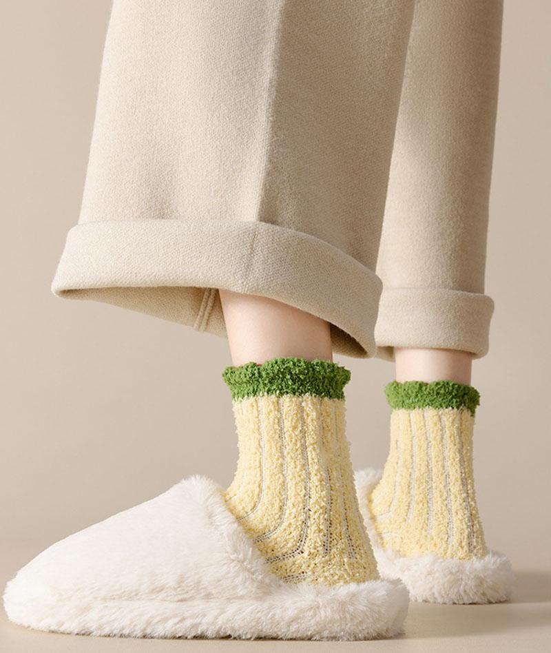 Autumn Winter Coral Fleece Middle Tube Socks For Women Warm Thicken Home Floor Socks Candy Color Sleeping Socks Lady Towel Socks