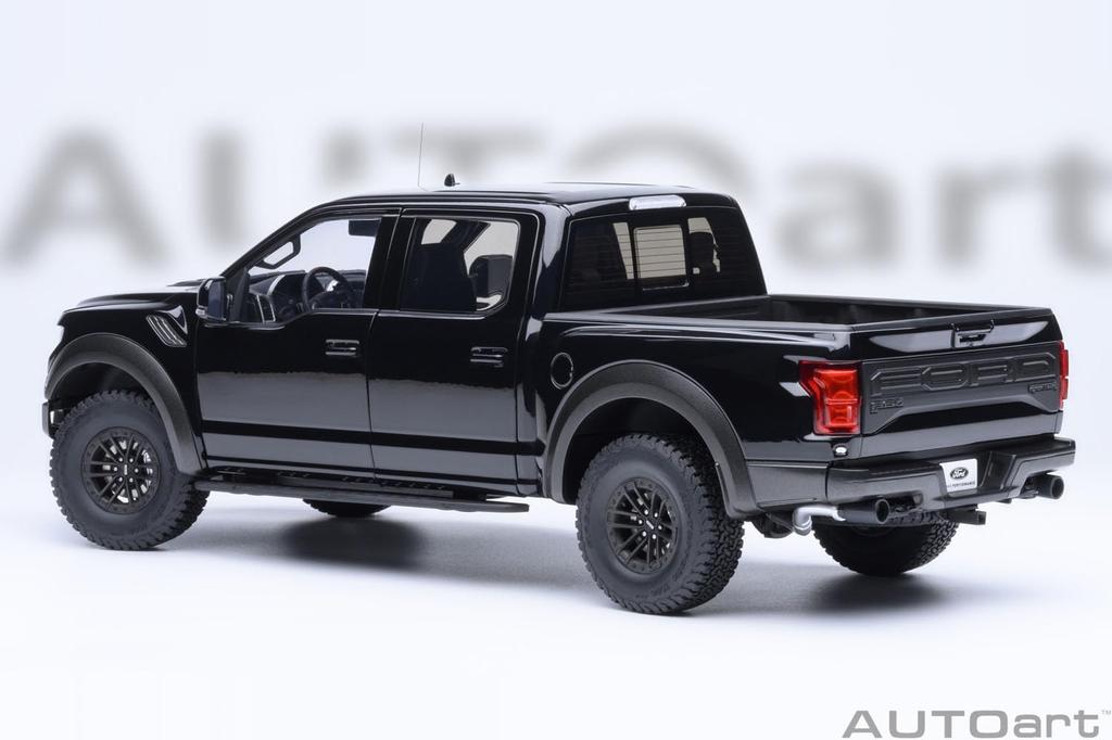 AUTOart Ford Raptor Supercrew 2019 Finished Model Kit 72947 1/18 F-150 (Metallic Black)