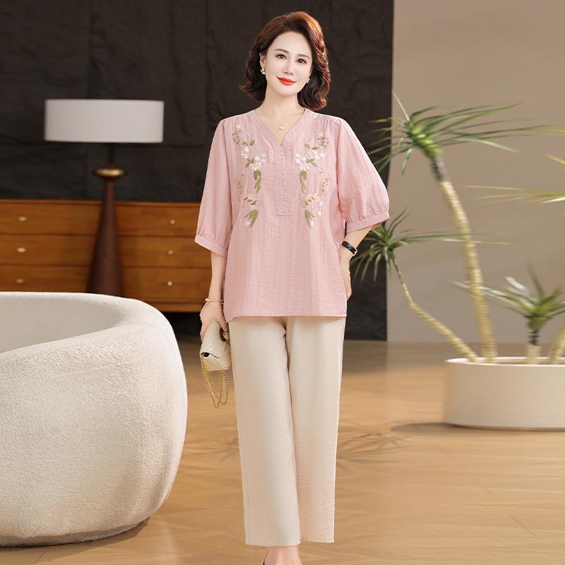 Elegant Summer Cotton Linen Set: Stylish 2026 Short-Sleeved Top for Middle-Aged and Elderly Women's Fashion