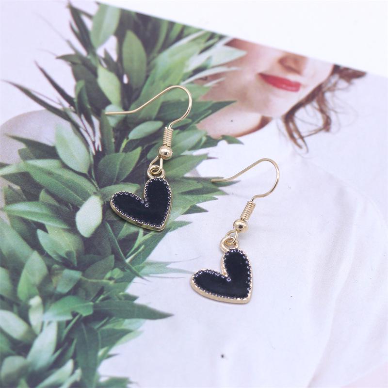 Chic Heart-Shaped Drip Oil Earrings - Versatile Alloy Personality Accessory