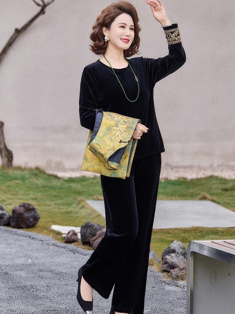 Elegant Chinese Style Suit: Sophisticated Spring-Autumn Vest & Top for Middle-Aged Women