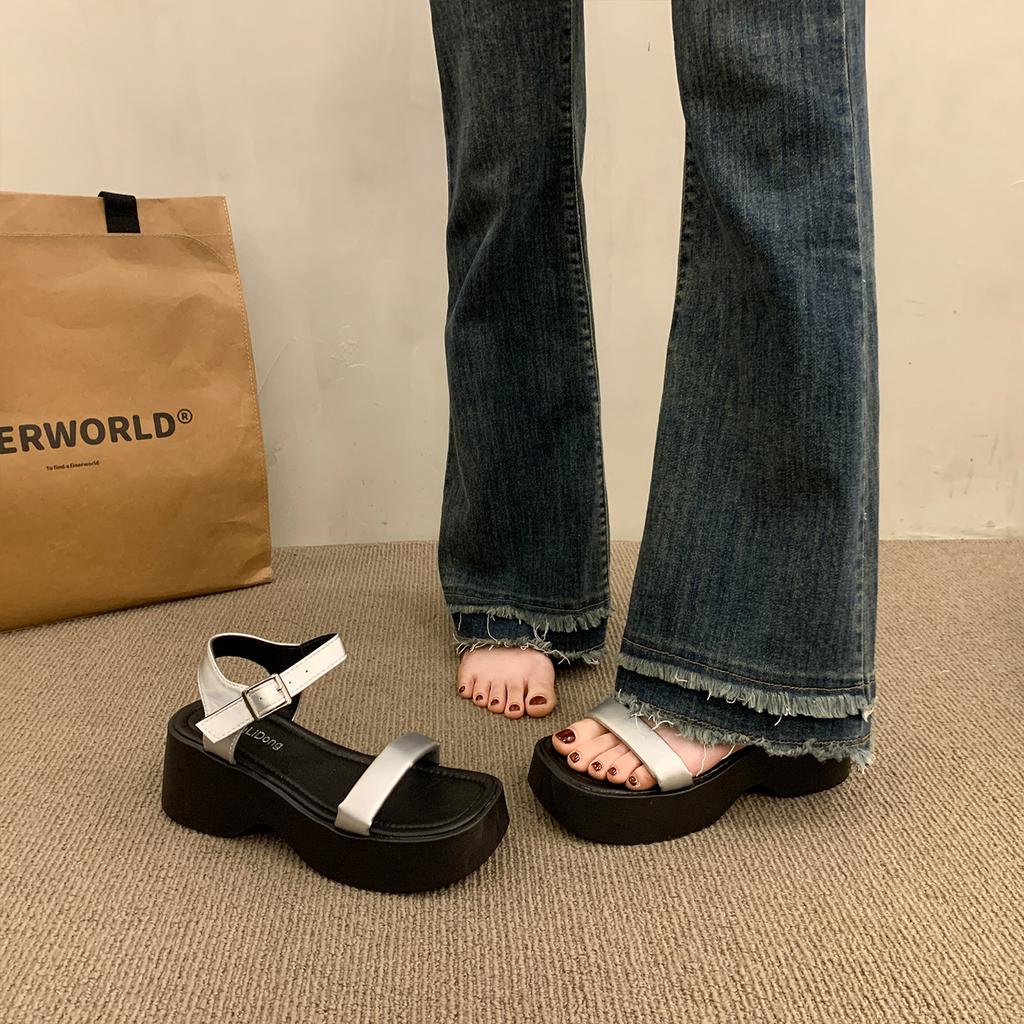 Fashion Clogs With Heel Sandals On A Wedge All-Match 2025 Women's Female Shoe Thick Platform New Outside Girls Summer Fashion Rome