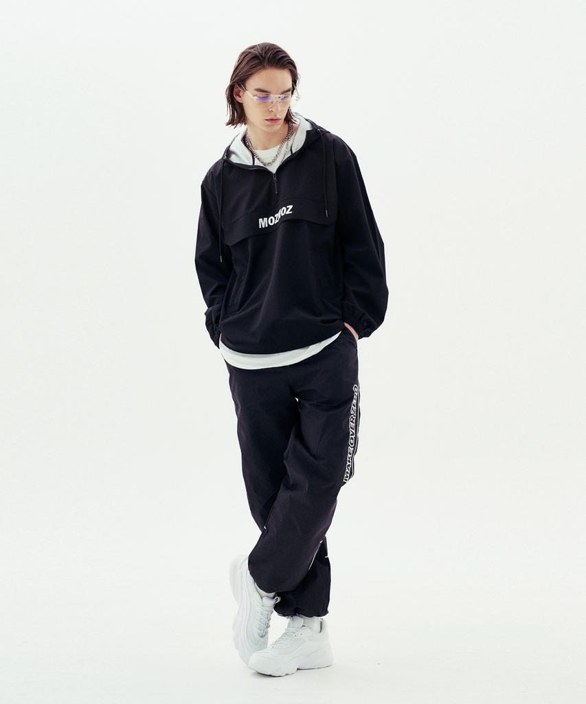 Mozmoz Color-Block Functional Half-Zip Hoodie Black