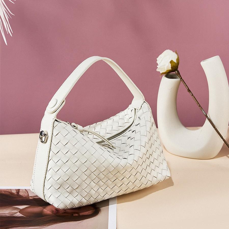 Genuine Leather Woven Women's Bag 2025 New Fashion Sheepskin Crossbody Bag Niche Design Woven Dumpling Bag Handbag