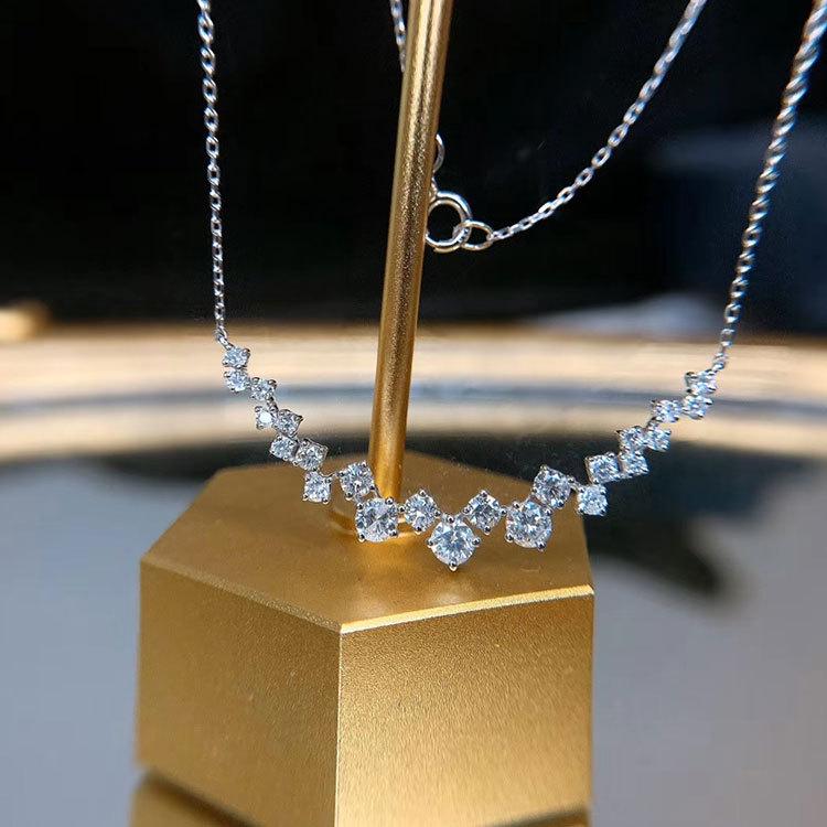 925 Silber Mode Neuankunft 1 Karat Kleiner Diamant Anhänger Halskette Damen Glänzende Kristall Schlüsselbein Kette Schmuck Party Geschenk