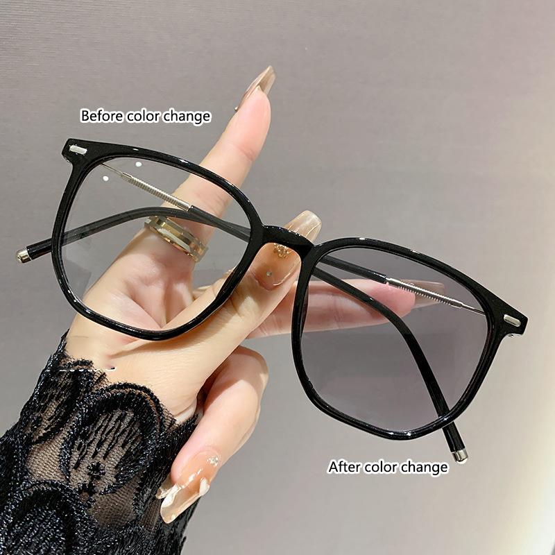 1/2/3PCS Photosensitive Color-changing Nearsighted Glasses Retro Polygonal Anti-blue Light