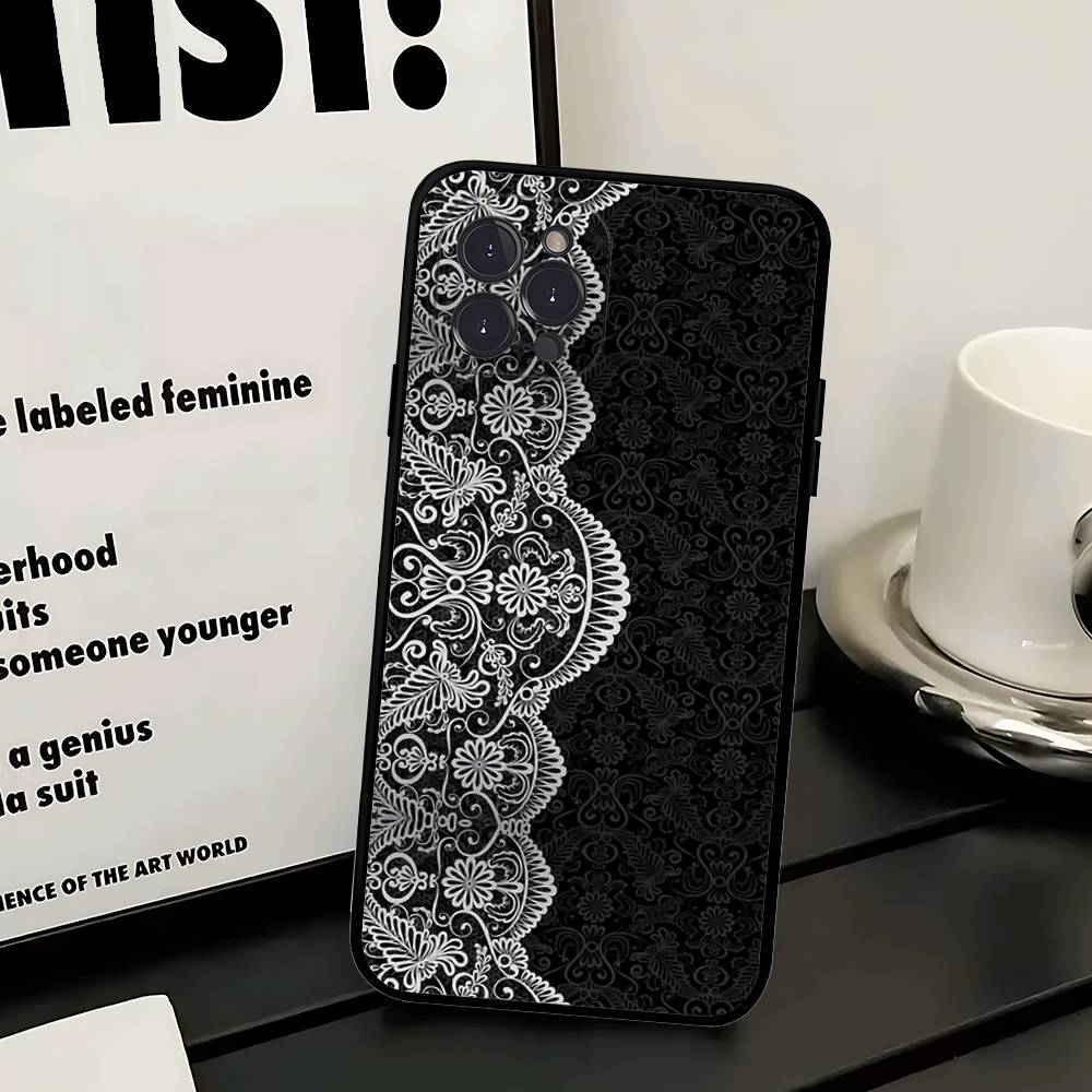 Black Lace Pattern Phone Case For Iphone 17 16 15 16e 14 13 12 11 Pro Max Plus Case Cover Coque