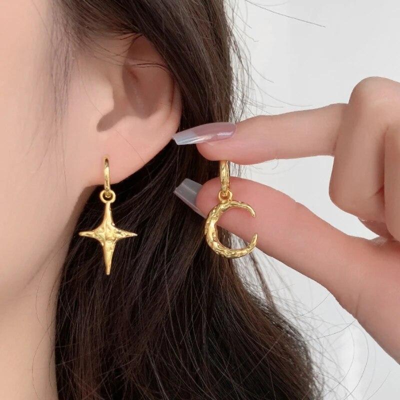 ANENJERY Orecchino a Cerchio Asimmetrico Luna Stella per Donna Orecchino Pendente Pieghevole Gioielli Regali per Feste