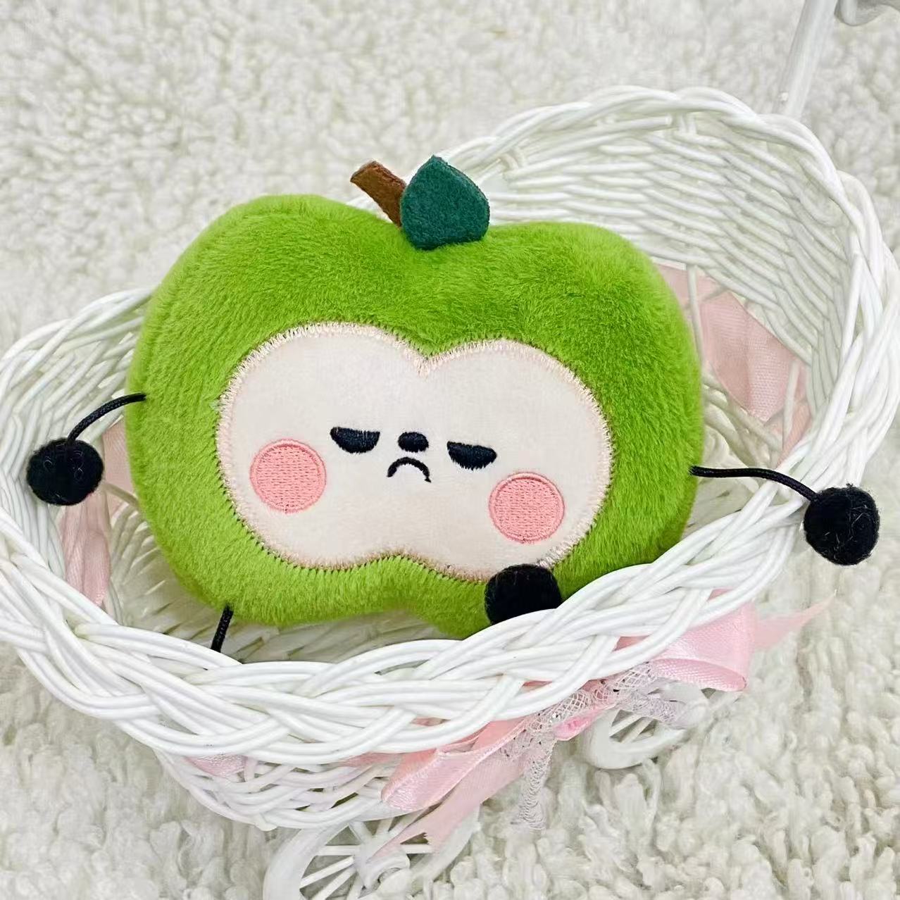 Simulierte Apfeltasche Plüschtier 10/20/30cm Cartoon Anime Handgemacht Niedliches Kissen Kissenball Puppe Für Kindergeburtstag