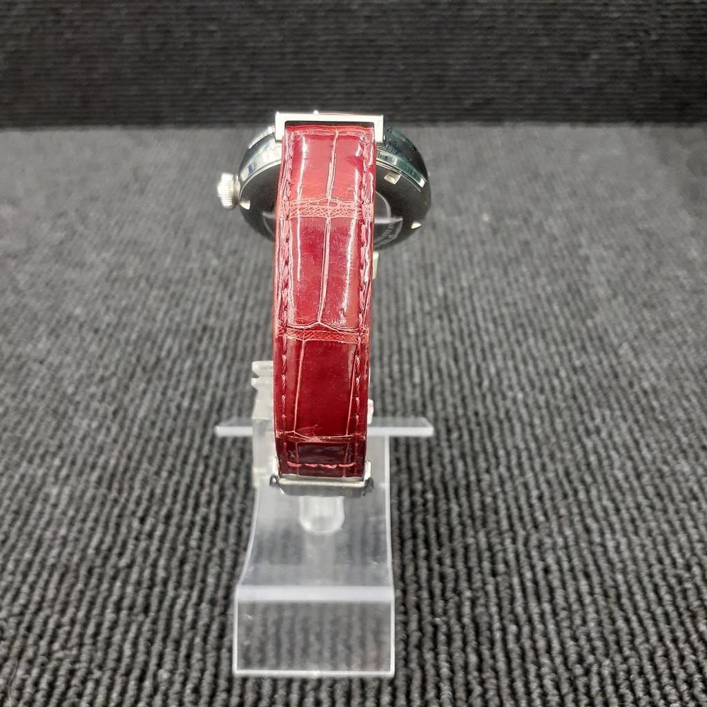 Used SEIKO 4R38-01M0 automatic watch